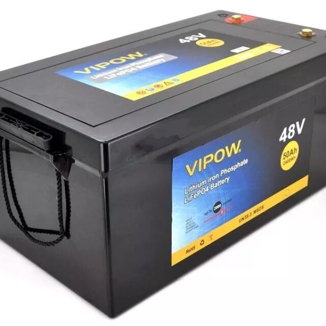 фотография аккумулятор vipow lifepo4 51,2v 50ah со встроенной вмs платой 40a