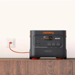 фотографія jackery explorer 2000 plus - портативна елестростанція 2042.8 вт·год 3000 вт №6